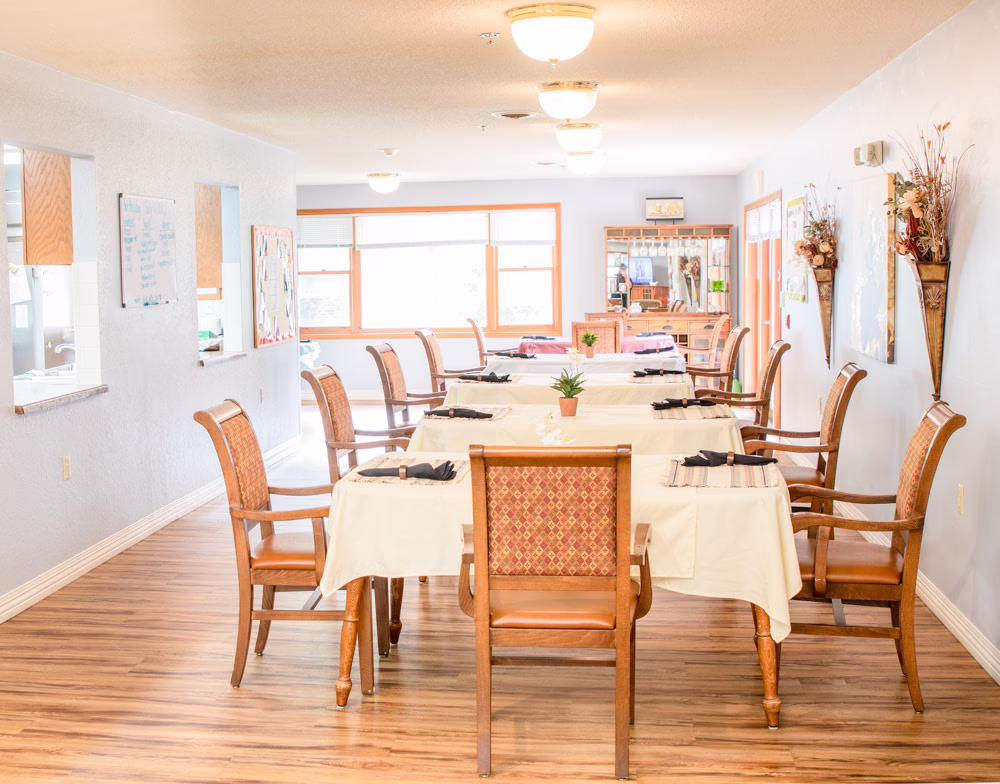 Wausau Assisted Care Dining Room