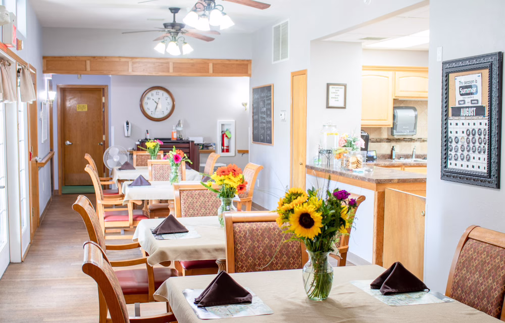 Reedsburg Assisted Care Dining Room